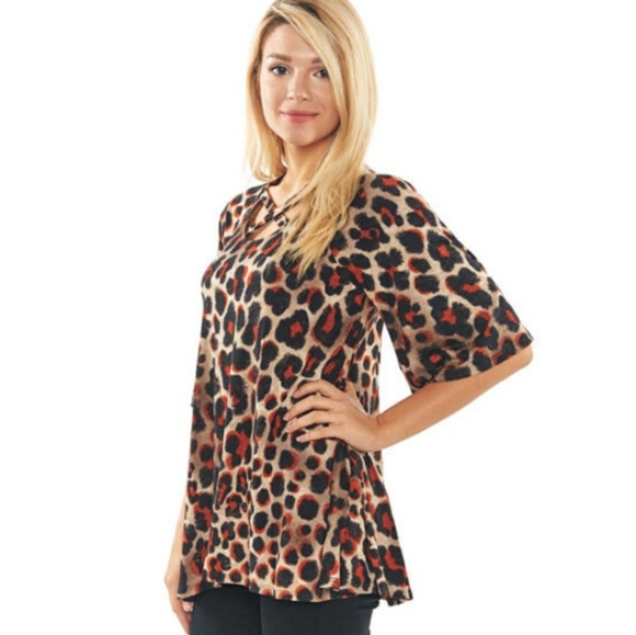 🌻 Animal Print 3/4 sleeve 🌻 - Picture 3 of 7